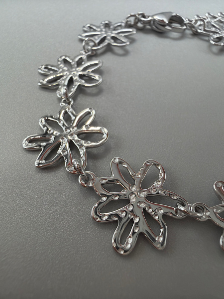 Bracelet flowers