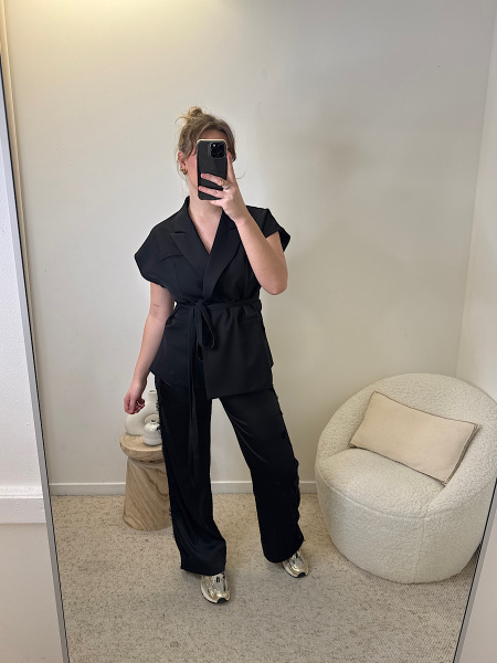 Pantalon satiné dentelle