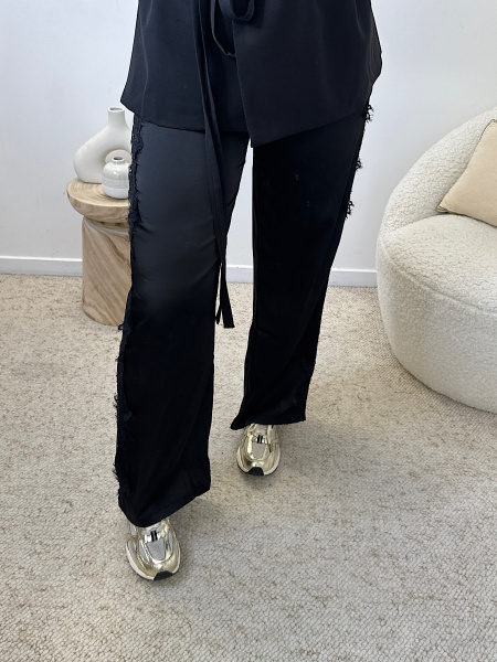 Pantalon satiné dentelle