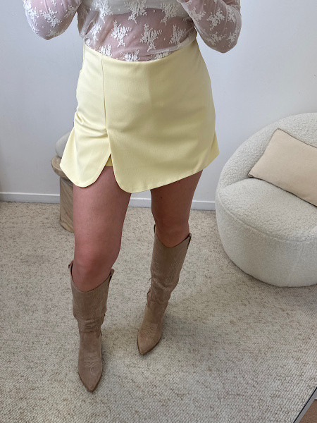 Jupe-short porte feuille