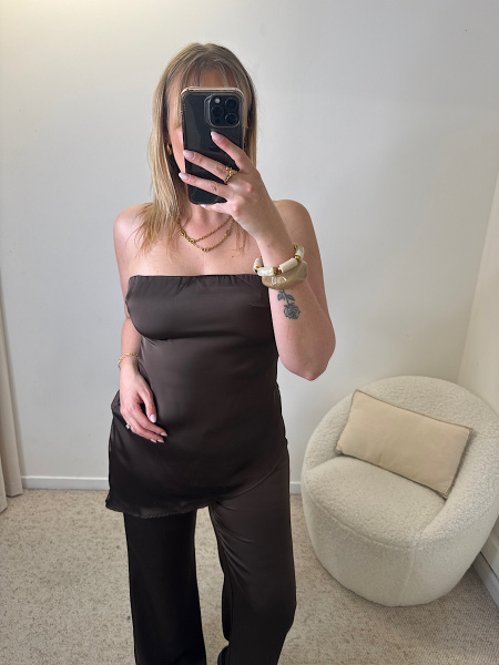 Top satiné asymétrique