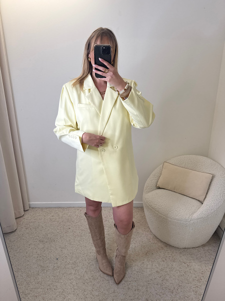 Robe blazer ceinturée