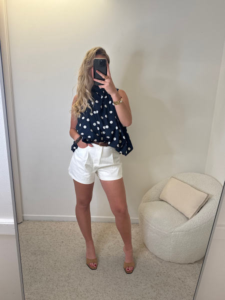Short en jeans ceinturé