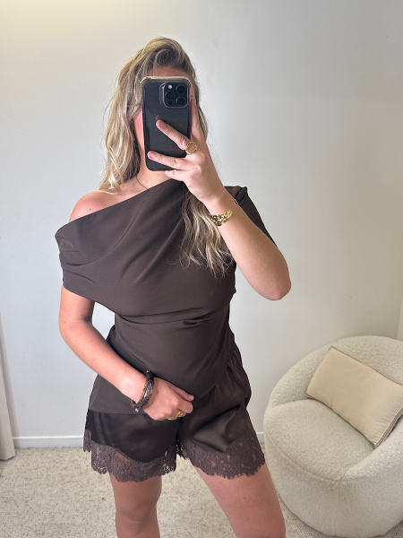 Short satiné dentelle