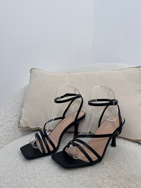 Sandales multiples brides