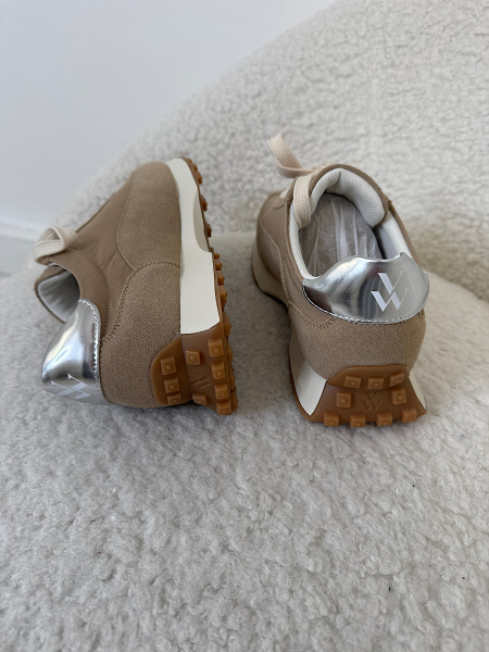 Baskets Flow initials