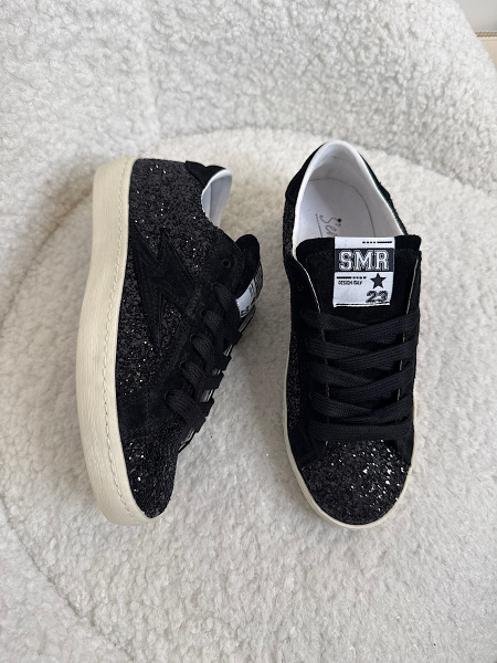 Baskets Maya black