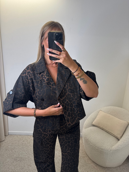 Veste en jeans leopard