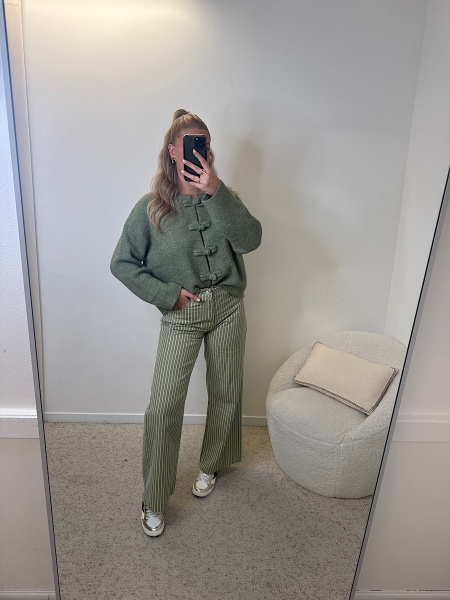 Pull kaki