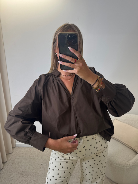 Blouse col V