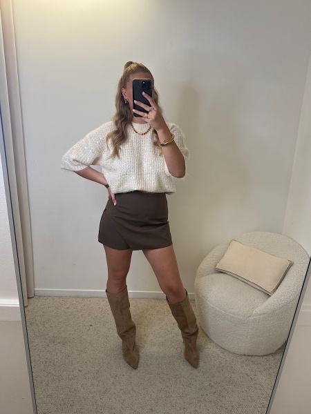 Pull sequins