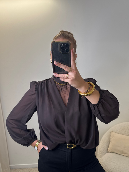 Blouse drapée dentelle