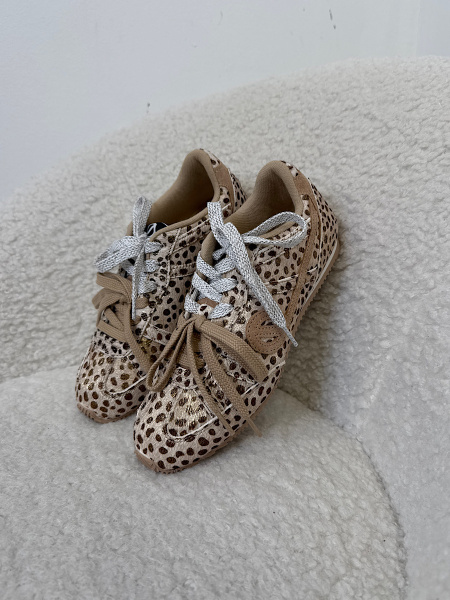 Baskets Evo run Leo