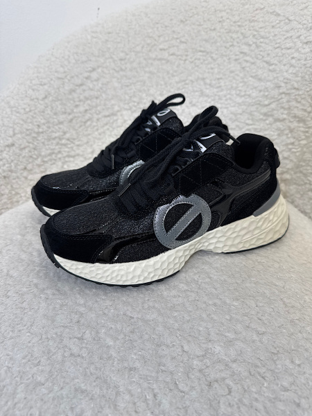 Baskets Carter Runner noire