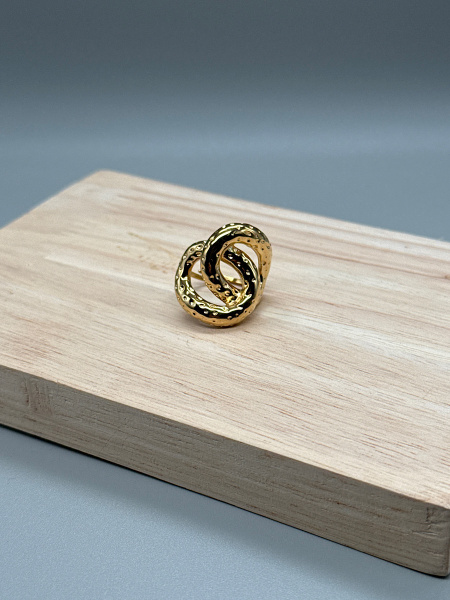 Bague nouée