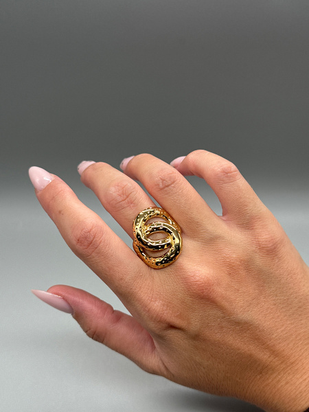 Bague nouée
