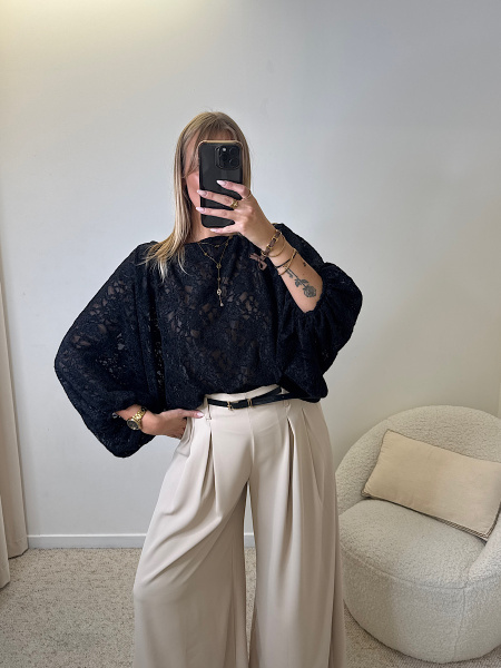 Blouse large dentelle