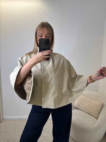 Trench cape