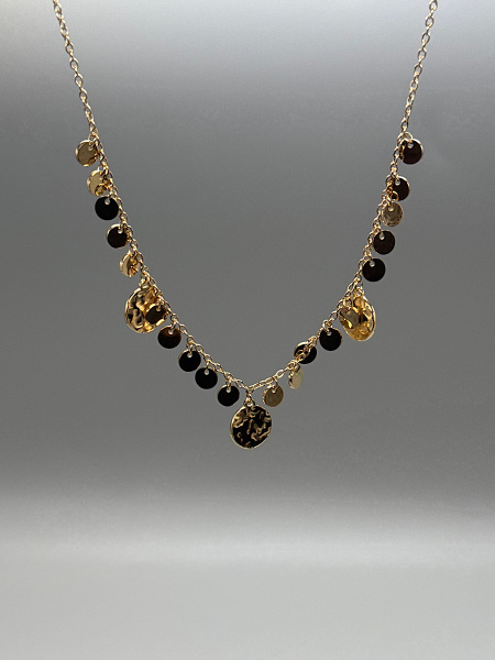 Collier pièces