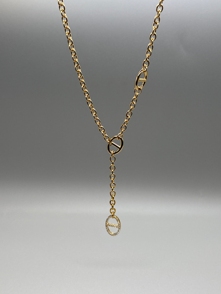 Collier Sarah
